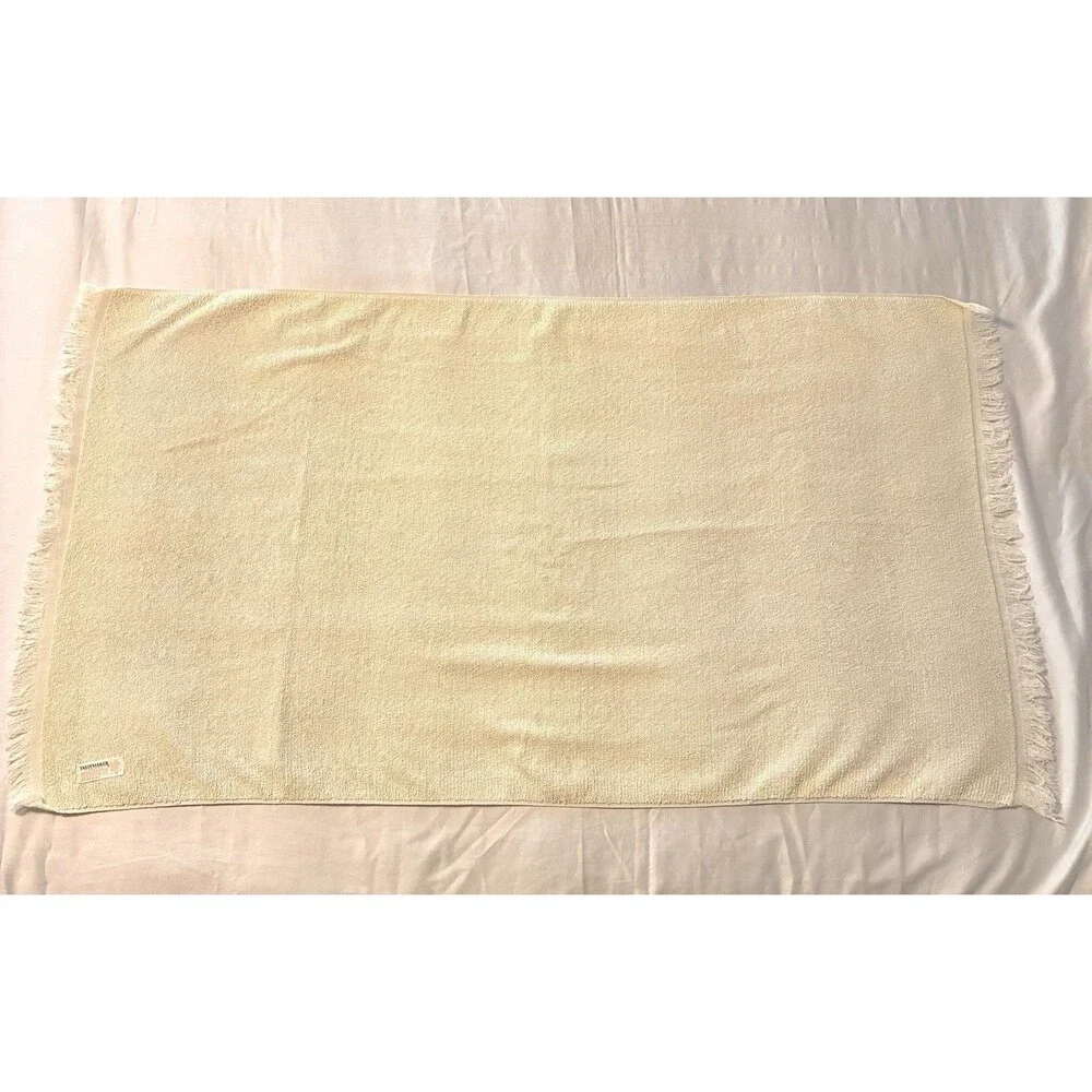 VTG 70s Tastemaker Bath Towel Floral 1970s  Yellow Retro MCM Fringe Cotton 40x23